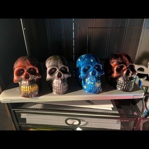 Resin skulls